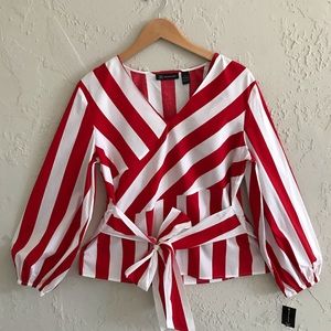 Beautiful red and white long puff sleeve with bow
